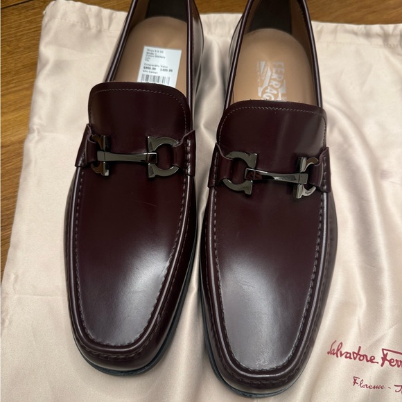 NWT Men’s Salvatore Ferragamo loafers - Picture 3 of 8